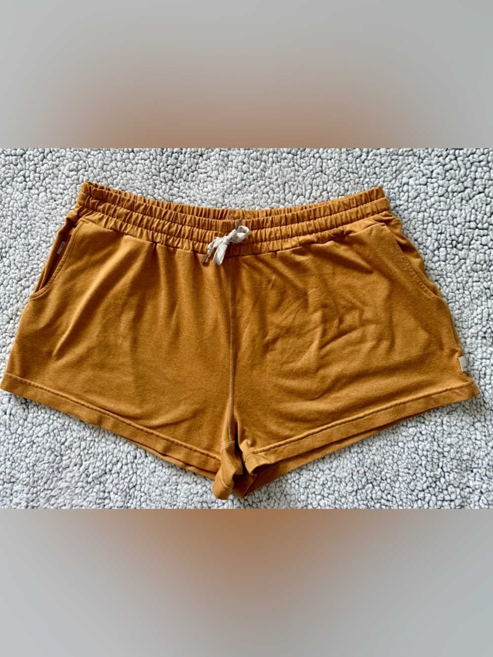 Vuori Halo - Women's Athletic Drawstring Shorts in Rust
